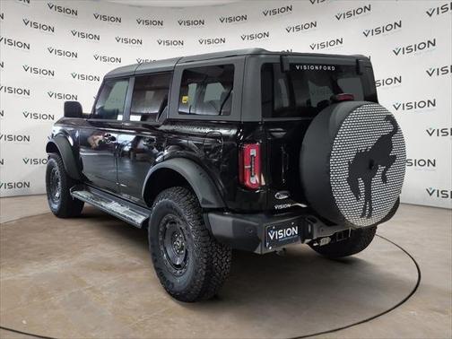 2025 Ford Bronco Outer Banks 4 Door 4x4