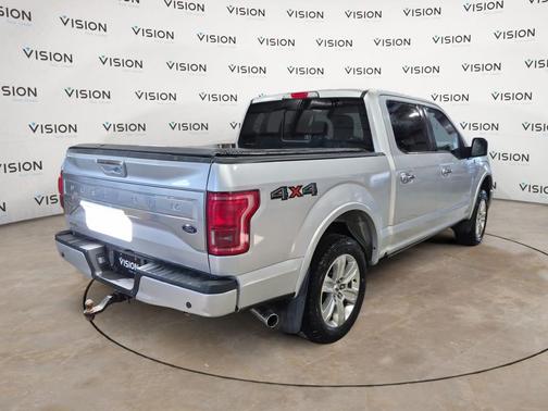 2017 Ford F-150 Platinum 4WD SuperCrew 5.5' Box