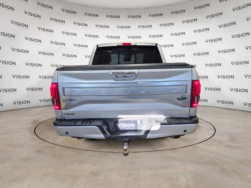 2017 Ford F-150 Platinum 4WD SuperCrew 5.5' Box