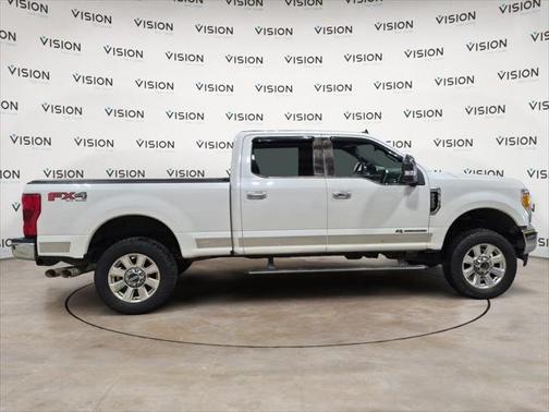 2019 Ford F-250 Platinum 4WD Crew Cab 6.75' Box