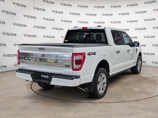 2022 Ford F-150 Platinum 4WD SuperCrew 5.5' Box