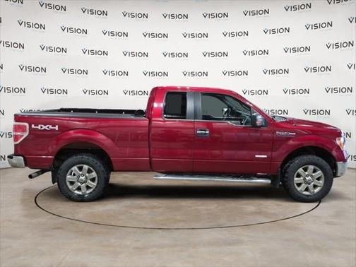 2014 Ford F-150 4WD SuperCab 145" XLT
