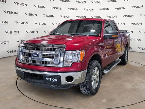2014 Ford F-150 4WD SuperCab 145" XLT