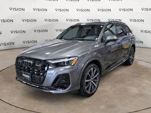 2025 Audi Q7 45 Premium Plus