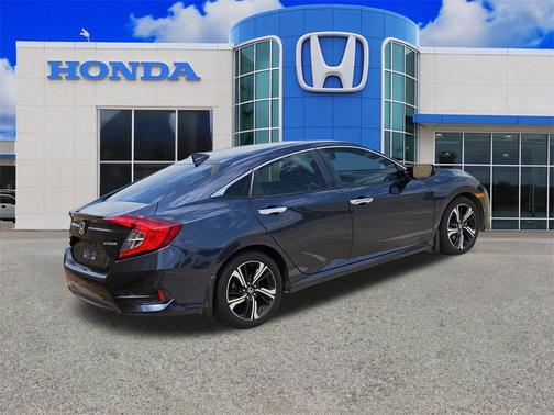 2017 Honda Civic Touring