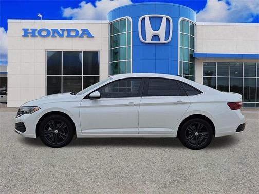 2024 Volkswagen Jetta 1.5T SE