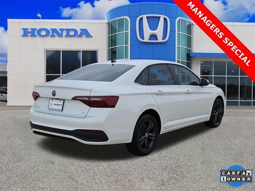 2024 Volkswagen Jetta 1.5T SE