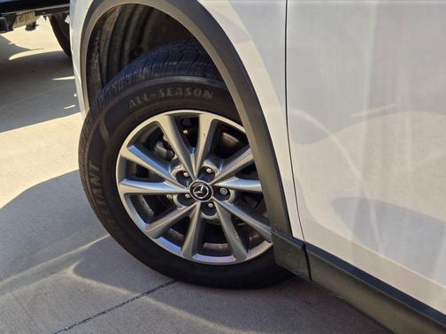 Snowflake White Pearl 2022 Mazda CX-5 2.5 S Preferred Package