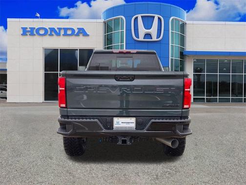 2025 Chevrolet Silverado 2500 ZR2