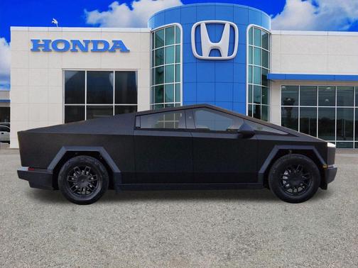 Stainless Steel 2025 Tesla Cybertruck Base