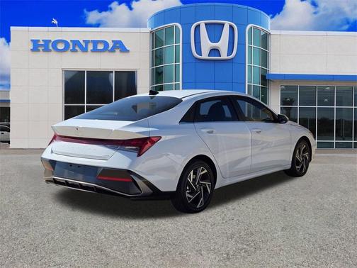 2025 Hyundai ELANTRA HEV Limited