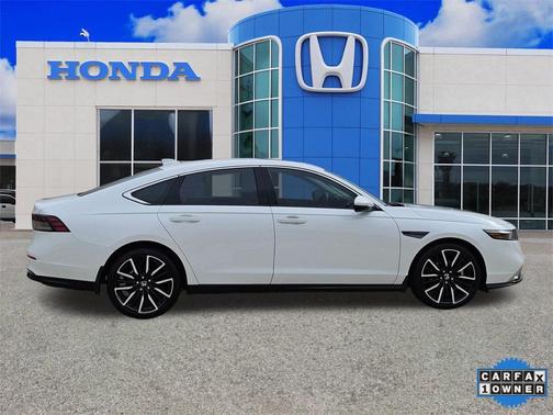 2024 Honda Accord Hybrid Touring