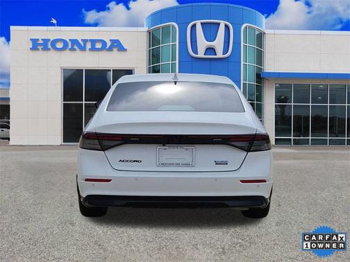 2024 Honda Accord Hybrid Touring