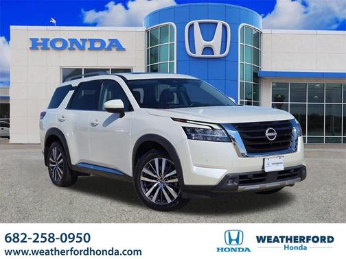 2022 Nissan Pathfinder Platinum