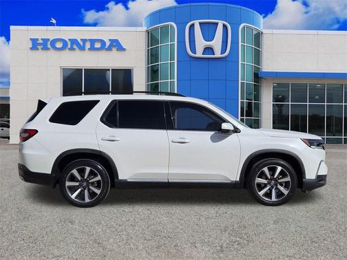 2023 Honda Pilot Elite