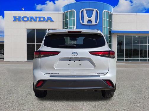 2023 Toyota Highlander Limited