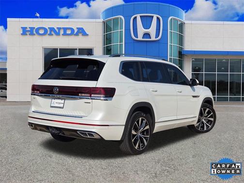 2024 Volkswagen Atlas 2.0T SEL Premium R-Line
