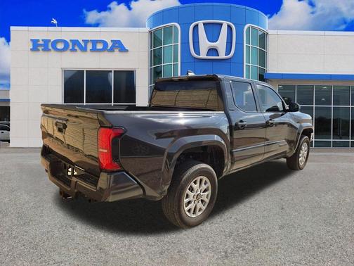 UNDERGROUND 2024 Toyota Tacoma SR5