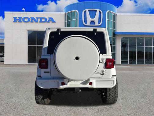 2022 Jeep Wrangler Unlimited Sahara High Altitude