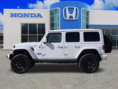 2022 Jeep Wrangler Unlimited Sahara High Altitude