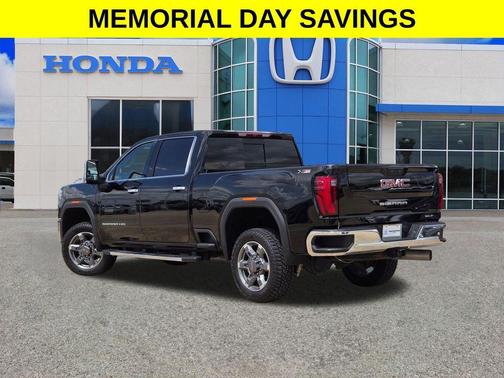Onyx Black 2025 GMC Sierra 2500 SLT