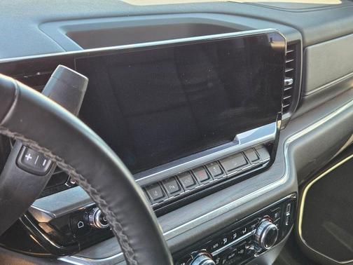 2025 GMC Sierra 2500 SLT