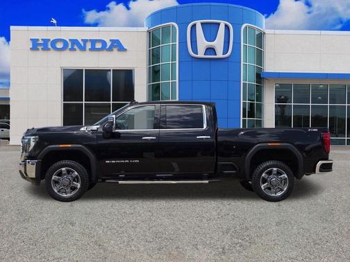 Onyx Black 2025 GMC Sierra 2500 SLT