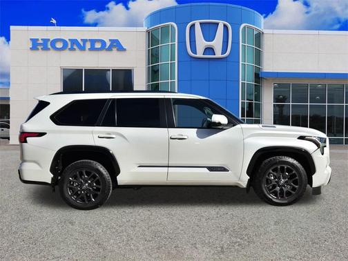 2025 Toyota Sequoia Platinum