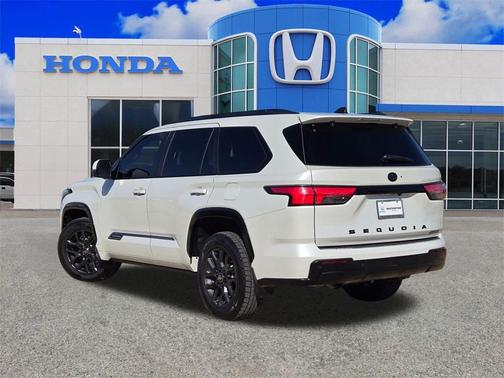 2025 Toyota Sequoia Platinum