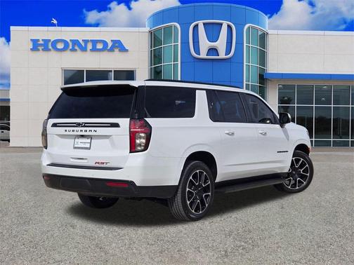 2024 Chevrolet Suburban RST