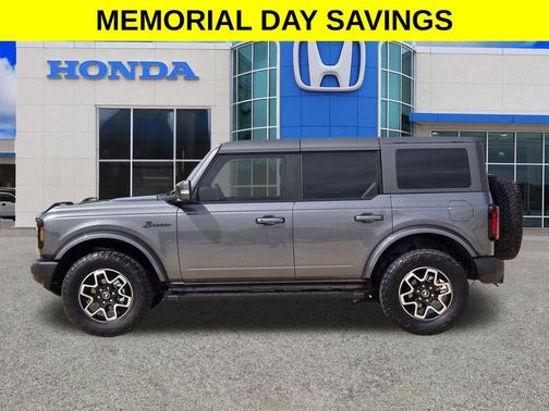 Gray Metallic 2024 Ford Bronco Outer Banks