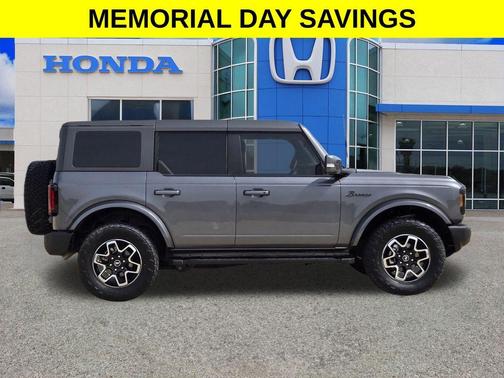 Gray Metallic 2024 Ford Bronco Outer Banks