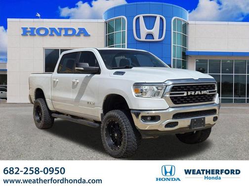Bright White Clearcoat 2022 RAM 1500 Big Horn