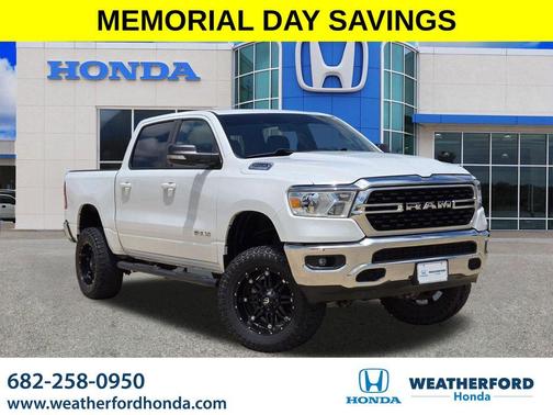 Bright White Clearcoat 2022 RAM 1500 Big Horn