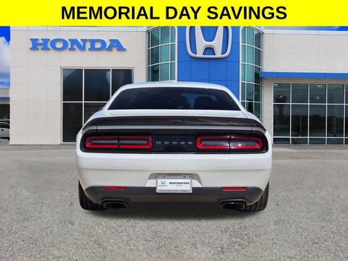 White Knuckle Clearcoat 2019 Dodge Challenger SRT Hellcat