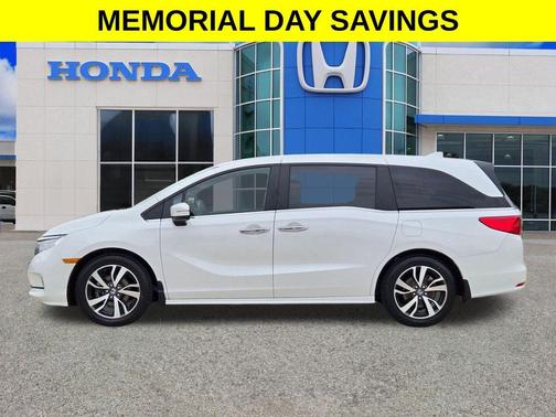 Platinum White Pearl 2024 Honda Odyssey Touring