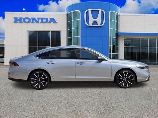 Solar Silver Metallic 2025 Honda Accord Hybrid Touring