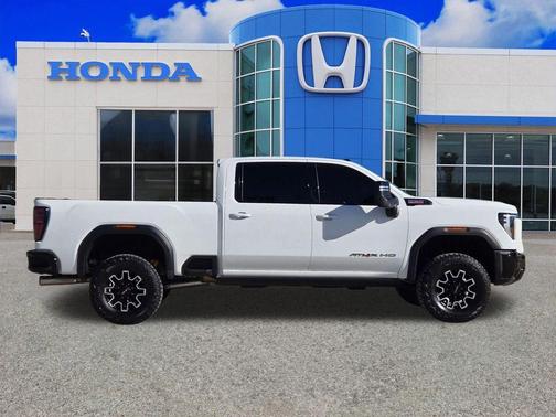 2026 GMC Sierra 2500 AT4X