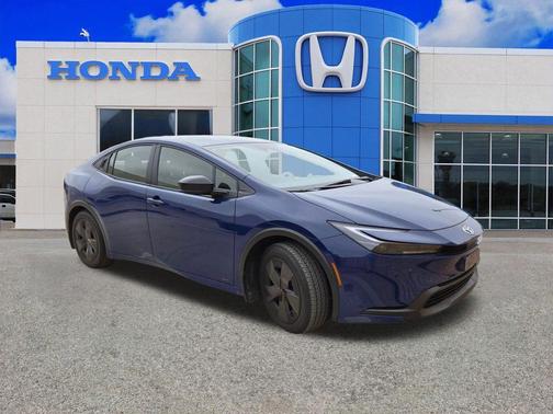 2026 Toyota Prius LE