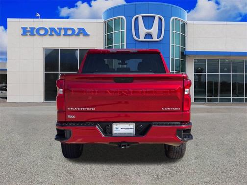 2022 Chevrolet Silverado 1500 Limited Custom