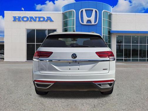 2022 Volkswagen Atlas Cross Sport 2.0T SEL