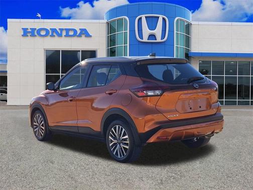 2024 Nissan Kicks SV