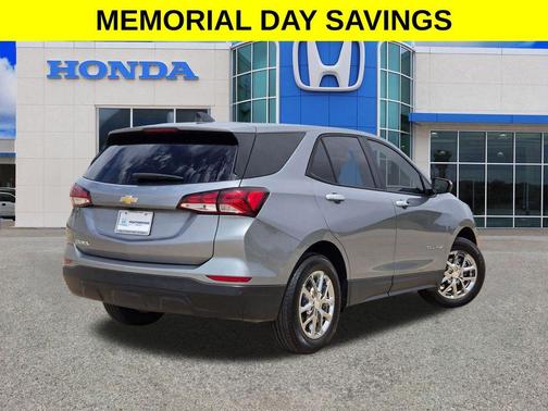 Sterling Gray Metallic 2024 Chevrolet Equinox LS