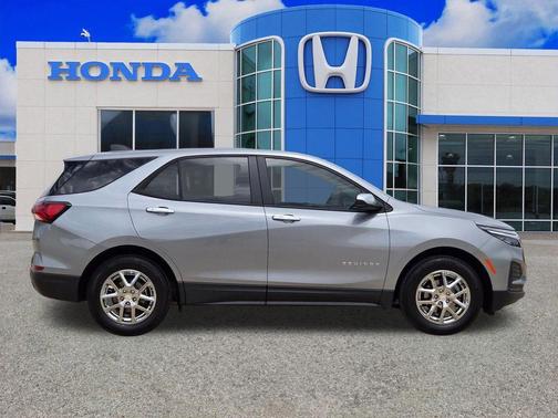Sterling Gray Metallic 2024 Chevrolet Equinox LS