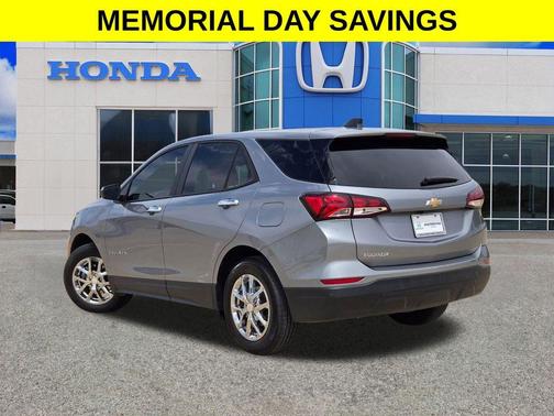 Sterling Gray Metallic 2024 Chevrolet Equinox LS