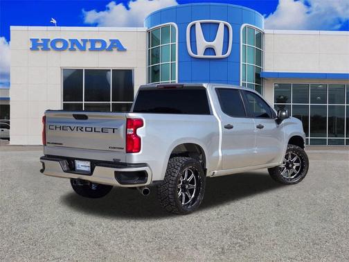 2020 Chevrolet Silverado 1500 Custom