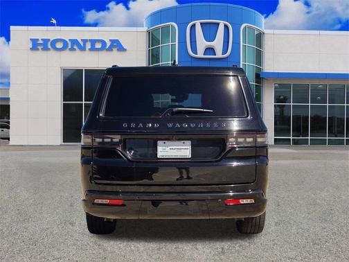 2024 Jeep Grand Wagoneer L Series II