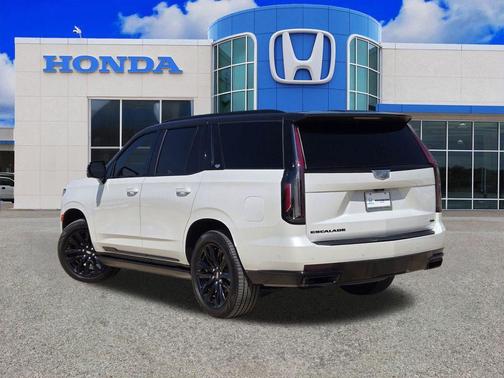 Crystal White Tri-Coat 2023 Cadillac Escalade Sport Platinum