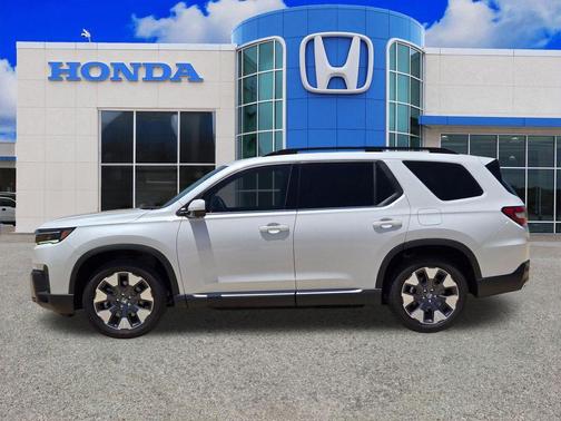 White 2026 Honda Pilot Touring