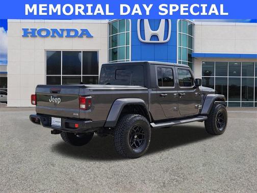 2021 Jeep Gladiator Overland